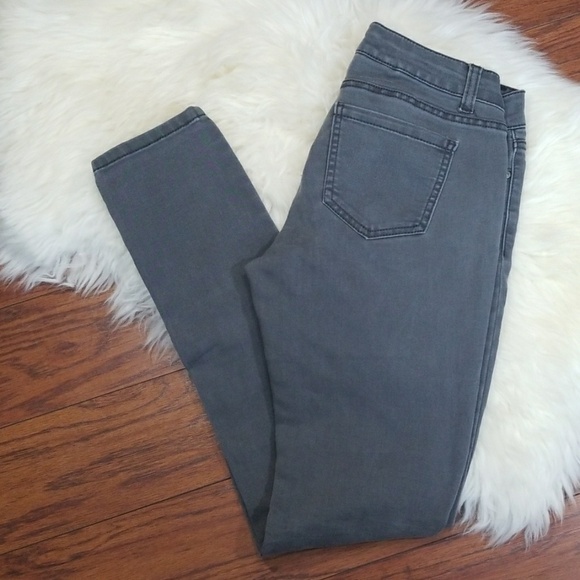 Wax Jeans - Picture 2 of 7